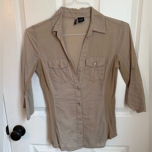 5/$10 | Tan Button-Up Shirt